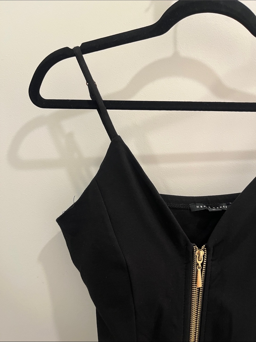 Haute Monde Black Mini Dress with Gold Center Zip- size medium NEW WITH TAGS - Picture 3 of 9